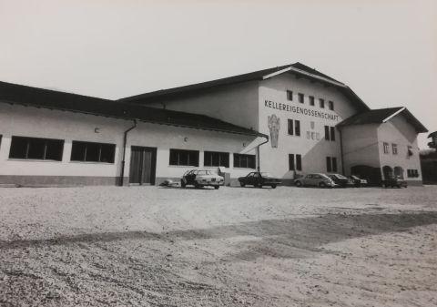 La seconda sede di Cantina Tramin, realizzata a seguito della fusione con la Cantina sociale di Egna nel 1971