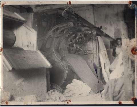 Impianto di Soveria Mannelli, processo di follatura: follone a tamburi e lavaggio in corda (1935)