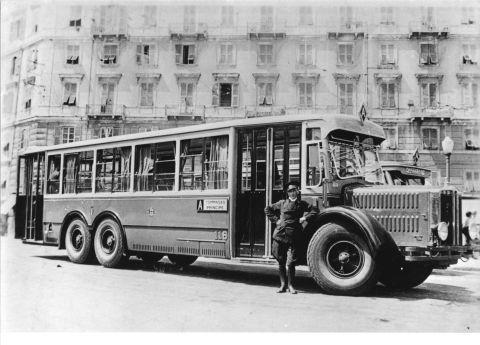 Autobus diesel a tre assi dell'Azienda autonoma autobus, 1935