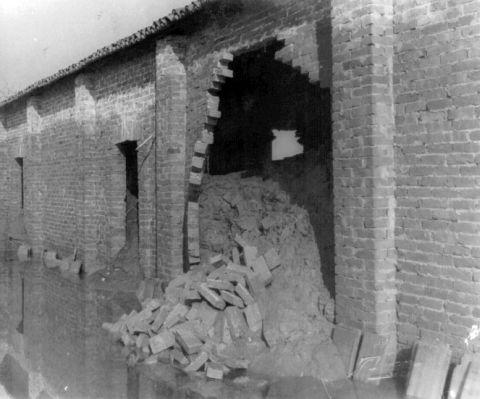 La Fornace colpita dall'alluvione nel Polesine, 1951