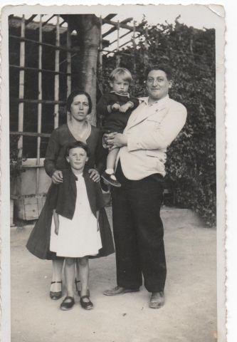 La famiglia Della Pietra, 1935 ca.