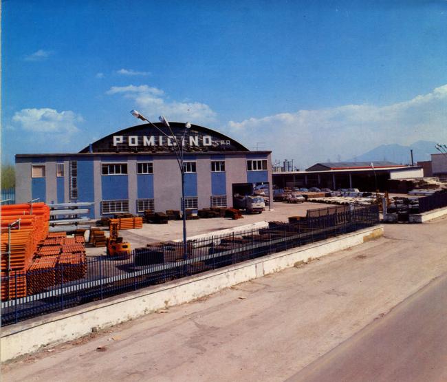 Il capannone di Arzano, 1970