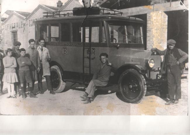 Autobus carrozzato dalle Officne Baschetti, 1922