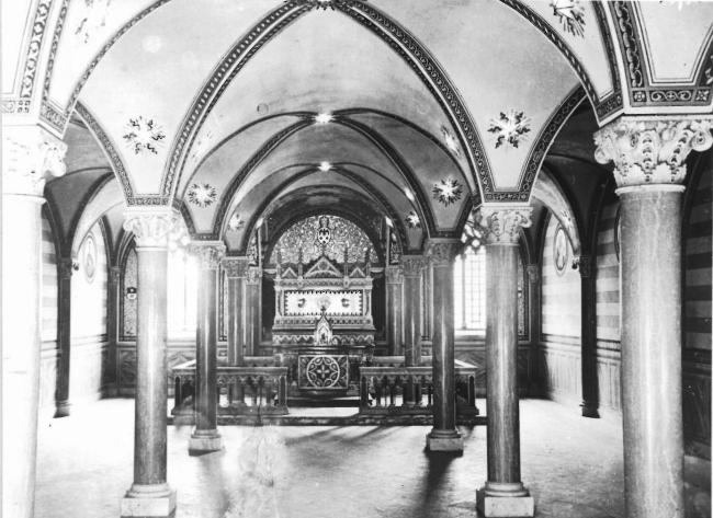 La cripta della chiesa di Bobbio realizzata nel 1962