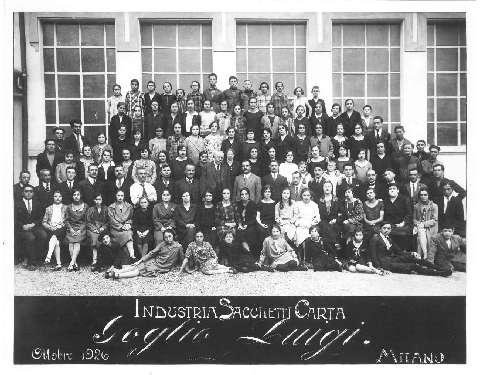 Foto di gruppo dei dipendenti nel 1926