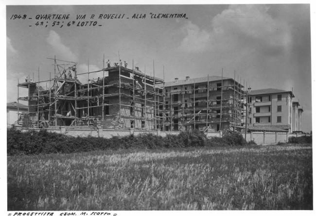 Le palazzine in costruzione al Quartiere Clementina, Bergamo, 1948