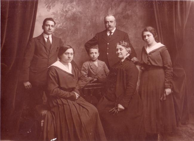 Famiglia Pini nel 1916